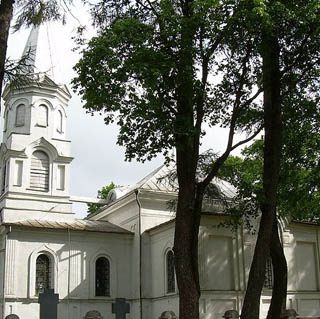 Iš Telšių „Mažosios” bažnyčios policija išvedė neblaivų asmenį